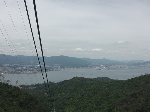 ロープウェイから見た瀬戸内海の景色