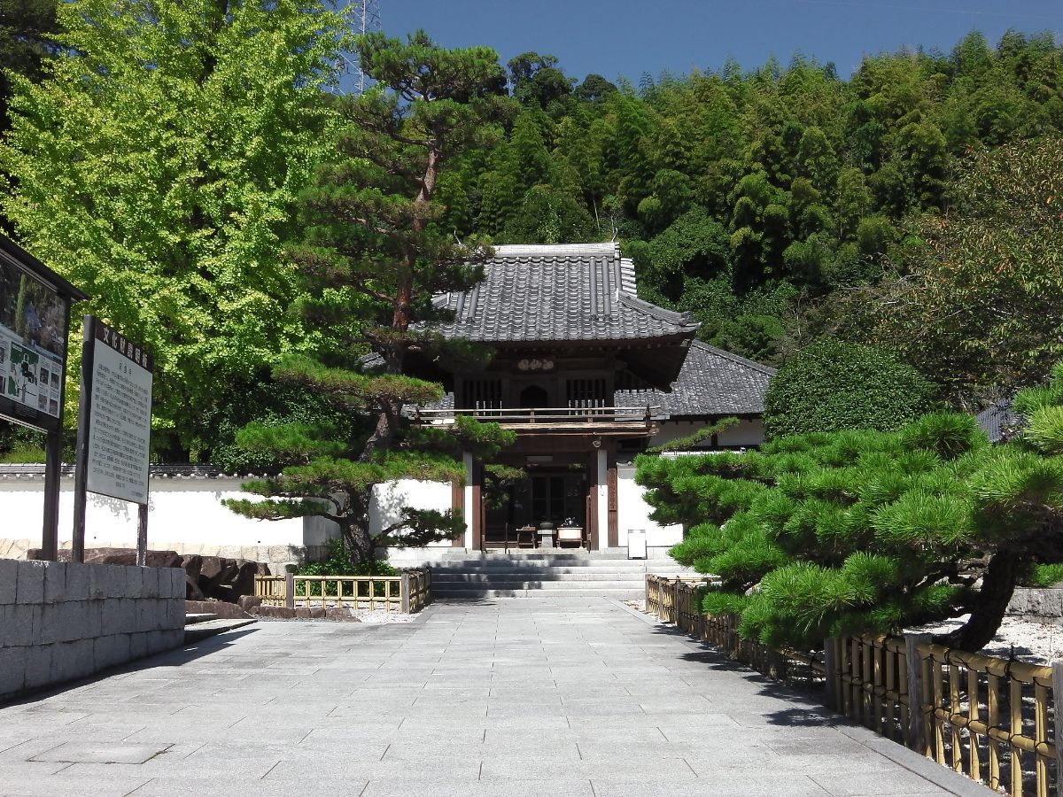 厳島の戦いの舞台！桜尾城と陶晴賢が眠る洞雲寺を紹介！ 広島スターストック